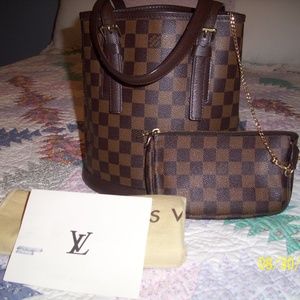 LOUIS VUITTON Marais Damier Ebene Petit Bucket